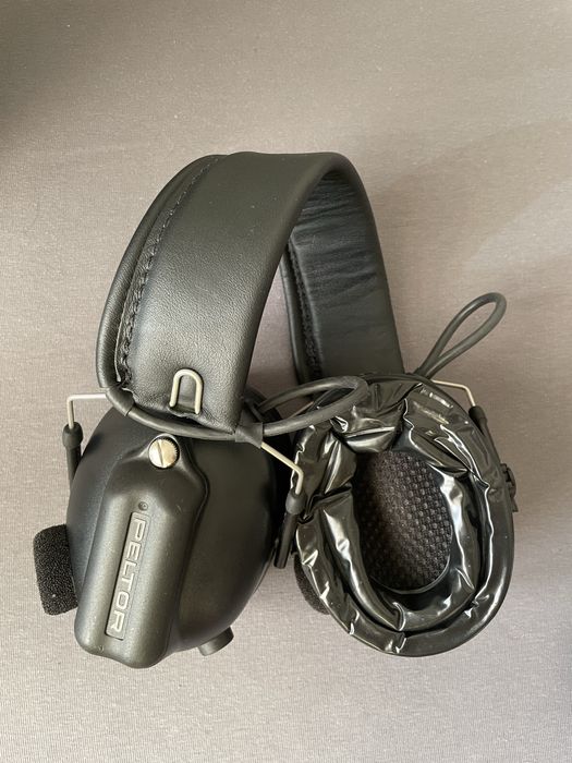 Słuchawki aktywne Peltor Tactical XP plus nakładki nauszne