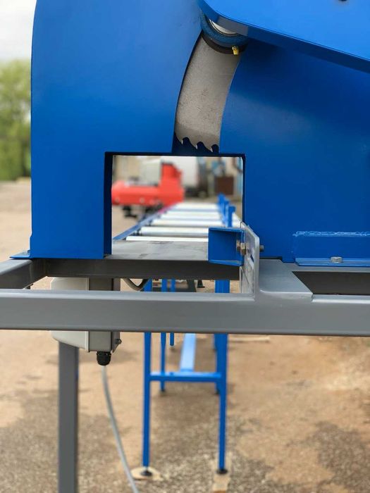 Верстат торцювальний по дереву