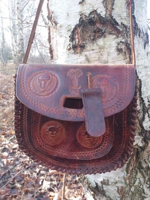 Torba skórzana bordowa ozdoby myśliwskie
