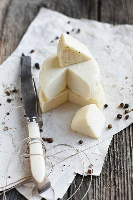 Sery kozie i krowie. Mleko kozie Serowarnia kozielawy