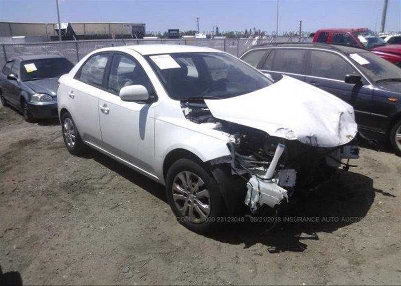 авторозбірка кіа KIA CERATO TD 08-13 авторозборка сидіння подушка