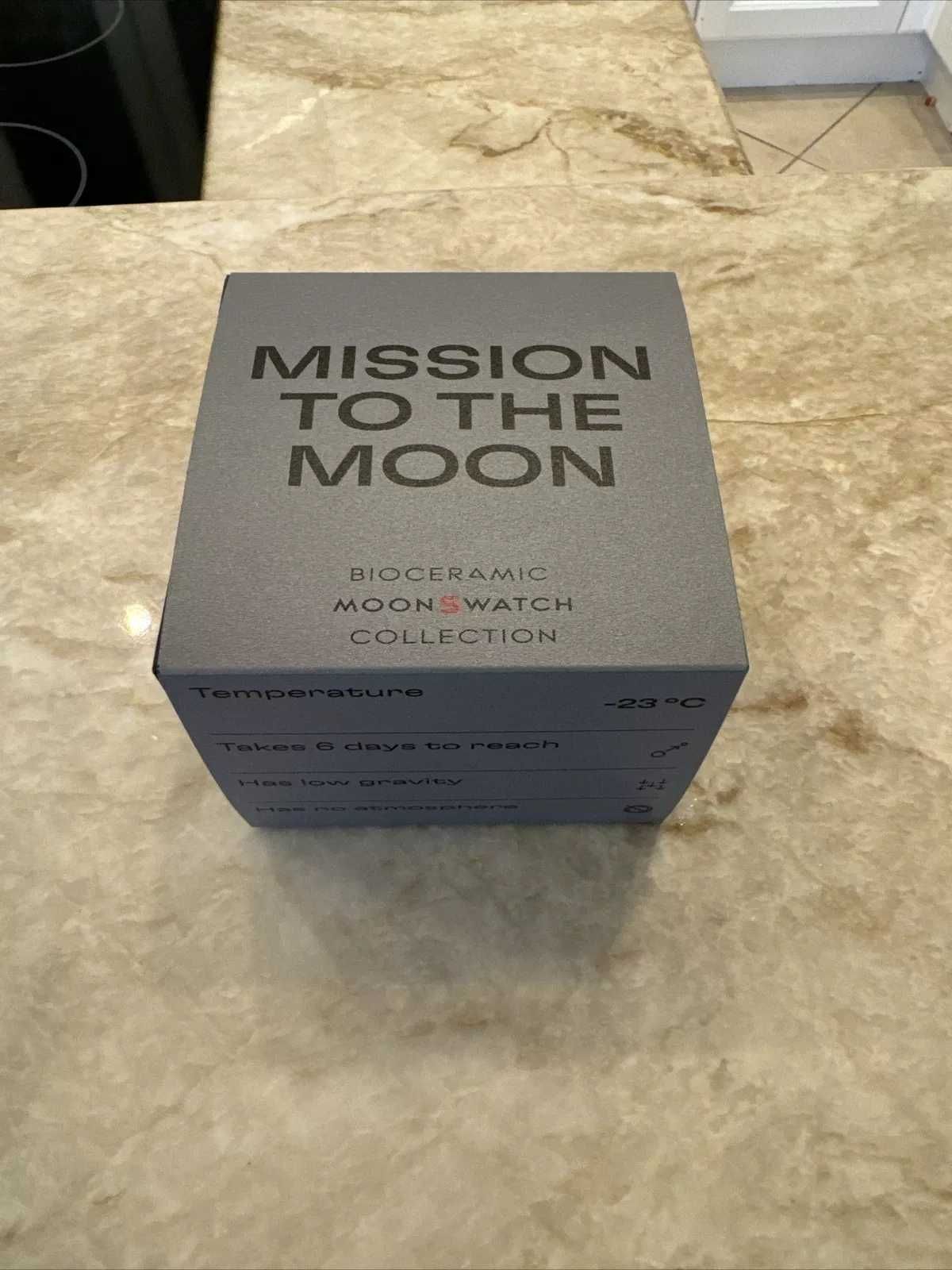 Swatch x Omega Bioceramic Moonswatch Mission to the Moon SO33M100