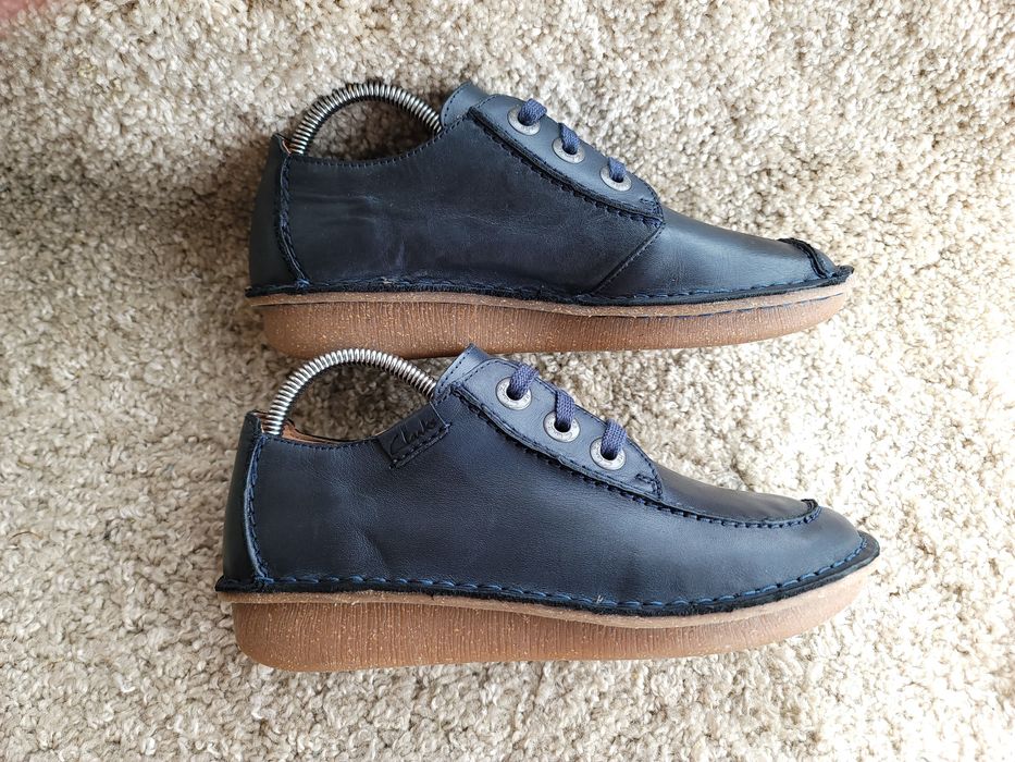 CLARKS р 40-41 Англія Оригінал! Кросівки туфлі черевики