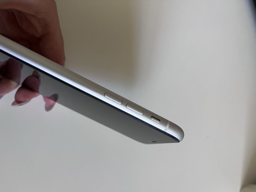 iPhone XR uzywane