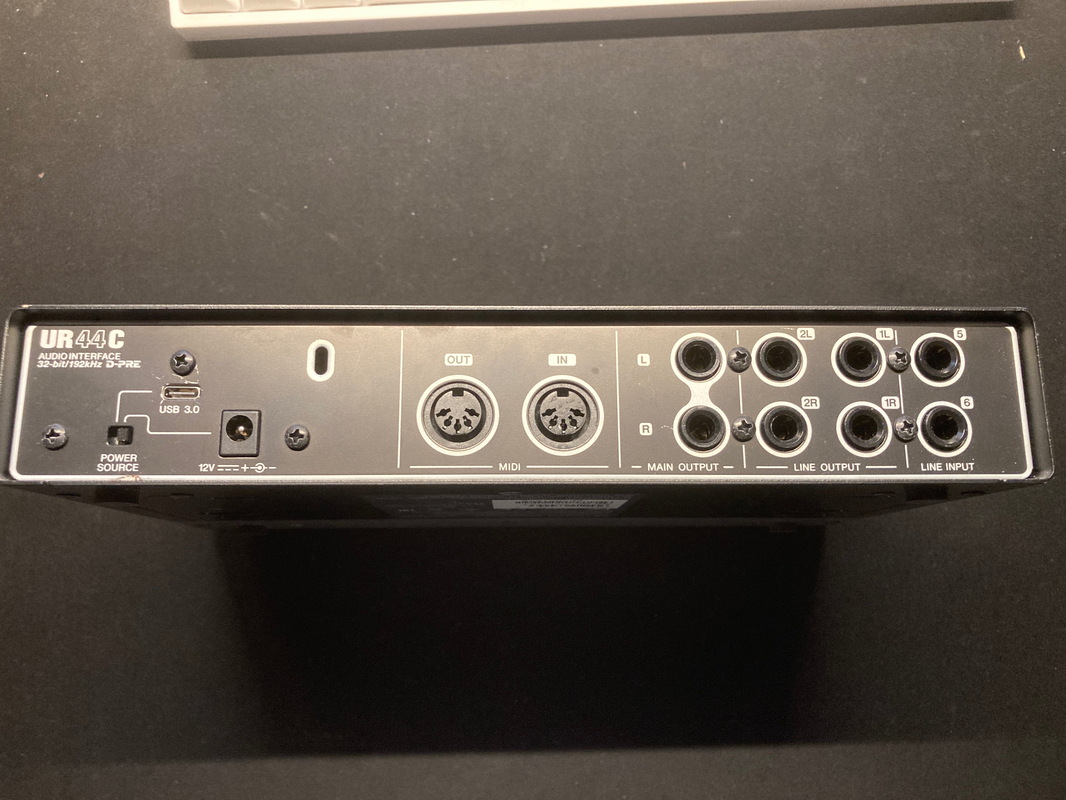 Steinberg UR44C - Interface Áudio USB-C