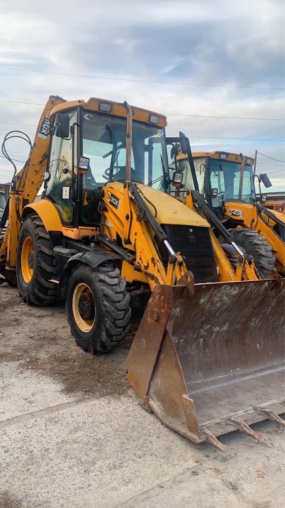 Продам экскаватор-погрузчик JCB 3CX sitemaster 2008 год