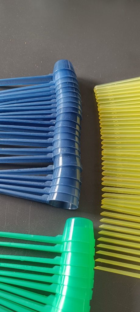 Plastikowe łyżeczki do zabawy