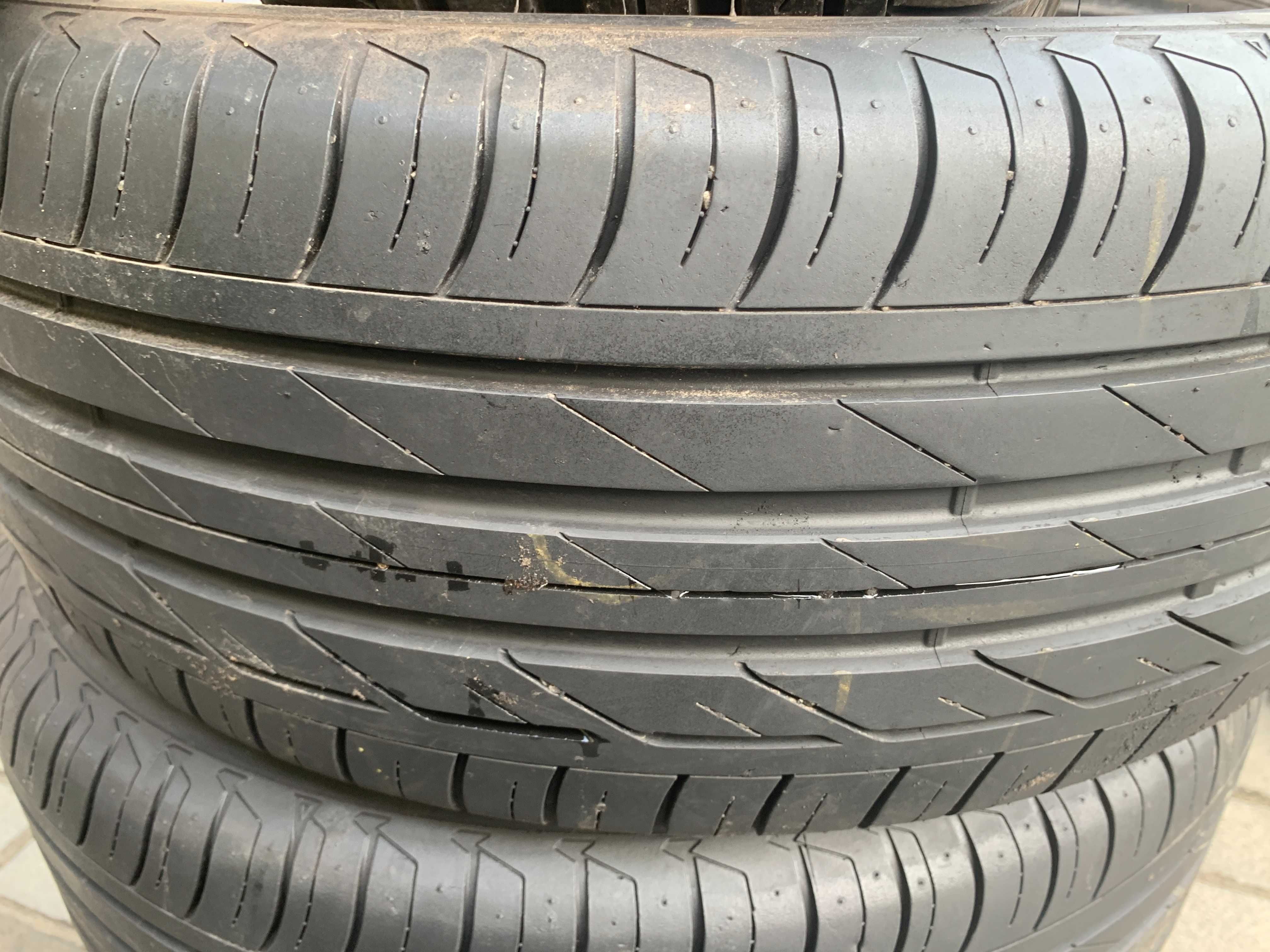 Шины летние 225/50R18  BRIDGESTONE Turanza T001