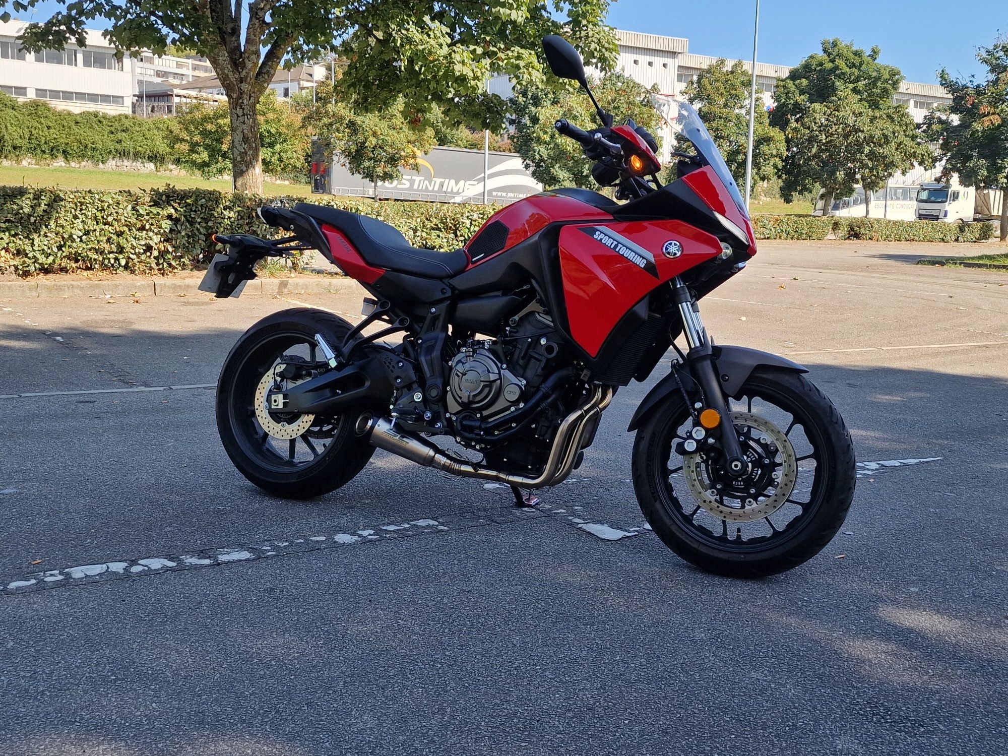 Yamaha tracer 7 54kw como nova