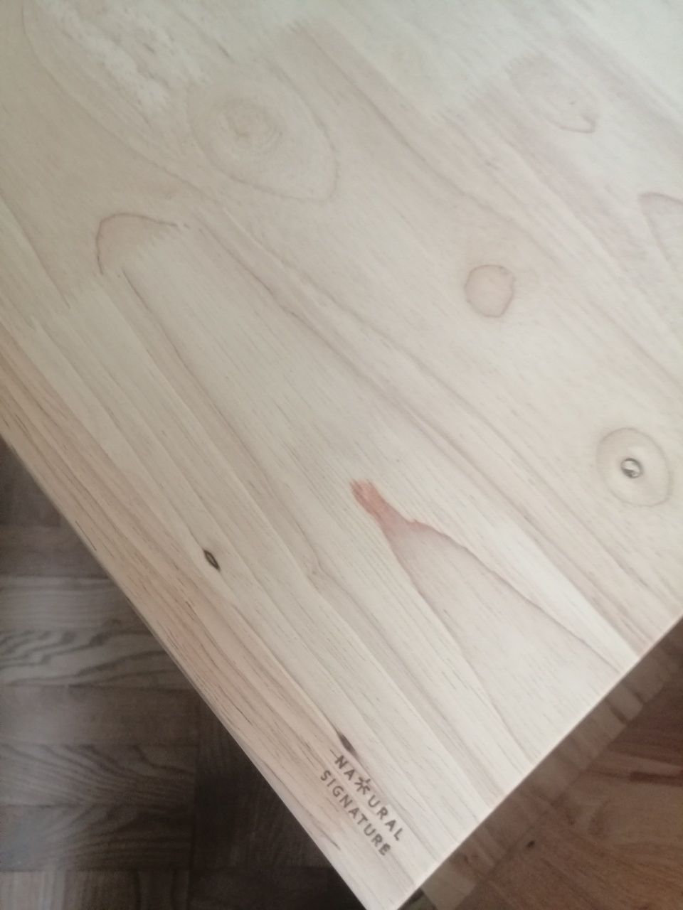 Szafka nocna szlachetne drewno kauczukowe