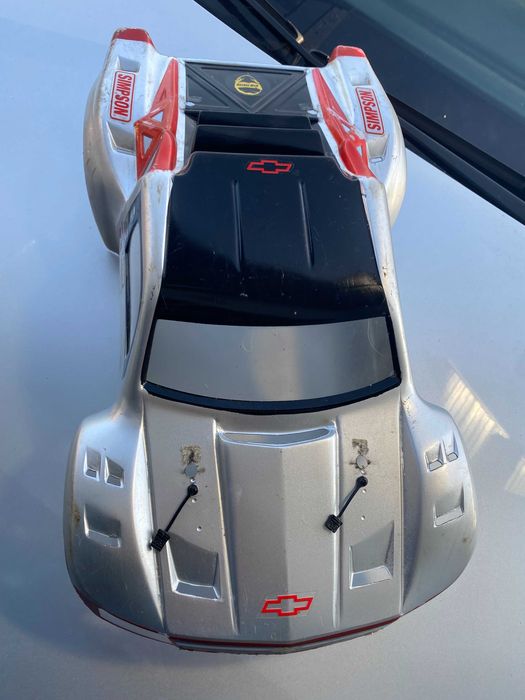 RC Traxxas Slash, short course - karoseria Chevrolet