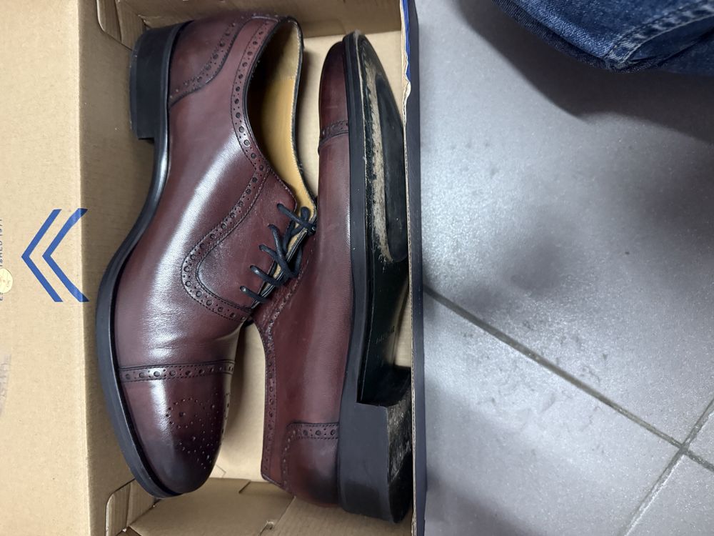 2 pares de Sapatos de fato tamanho 44