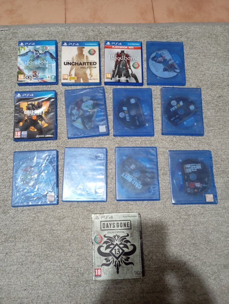 PS4 1TB + 1 COMANDO E DIVERSOS jogos