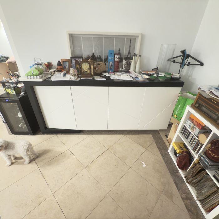 Buffet com 4 portas e i gaveta