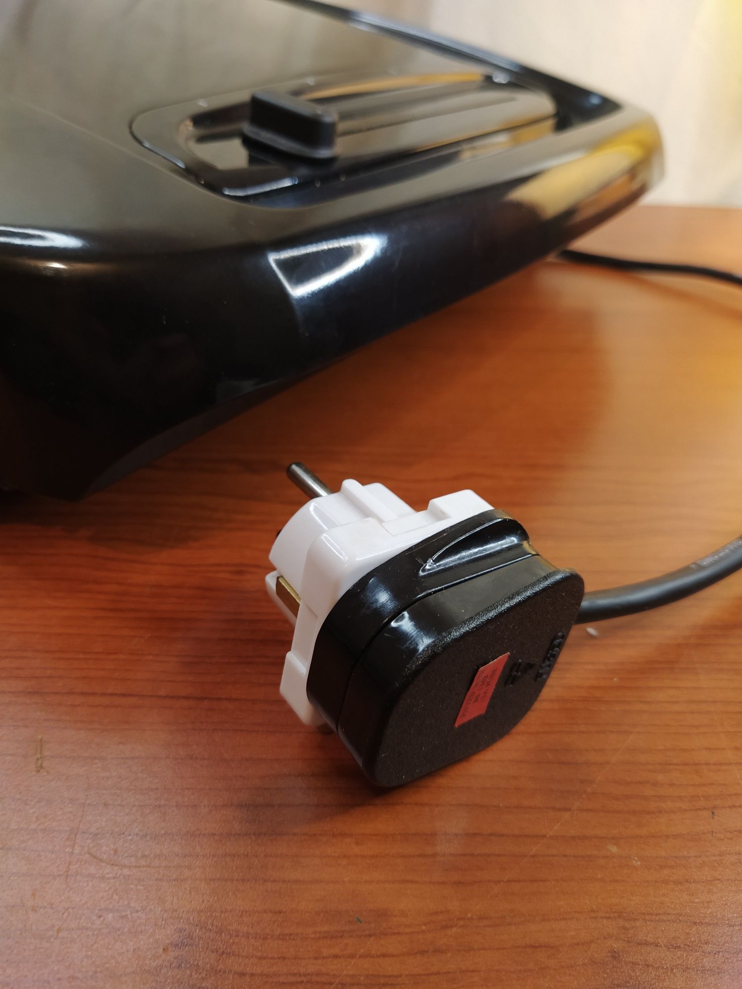 Grill elektryczny George Foreman model 20850