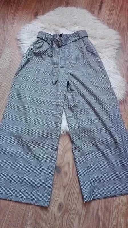 Spodnie z wysokim stanem , w kratę,paper bag BERSHKA