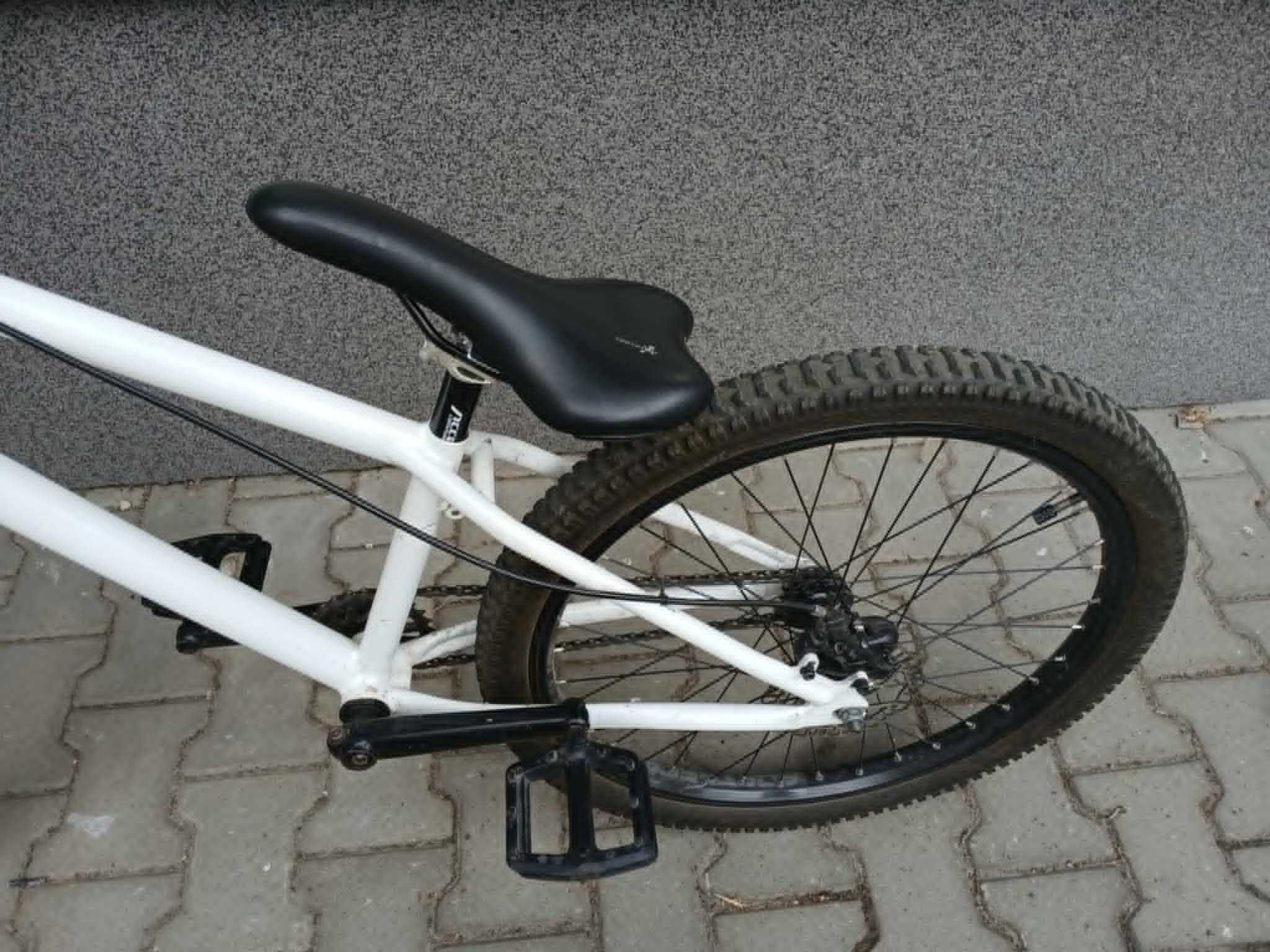 Rower Dirt MTB 24