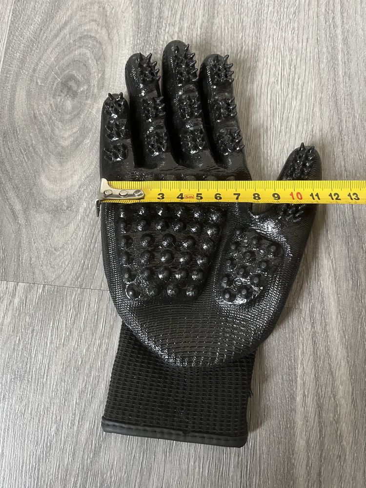 Рукавиці Handson для вичісування шерсті тварин