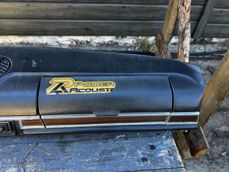 В зборі панель ваз 2106