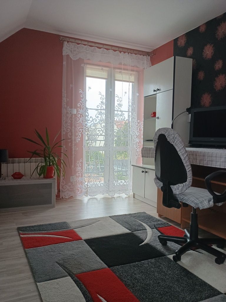 Wynajmę pokój 18 M2 w domu jednorodzinnym