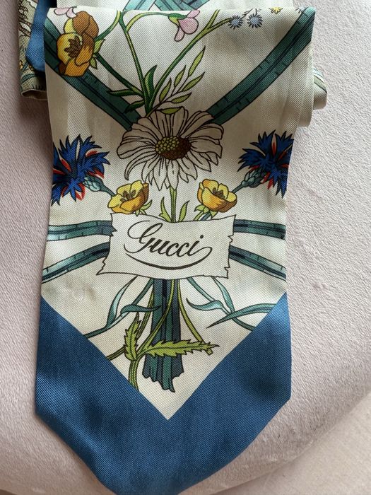 Lenço gucci by disney