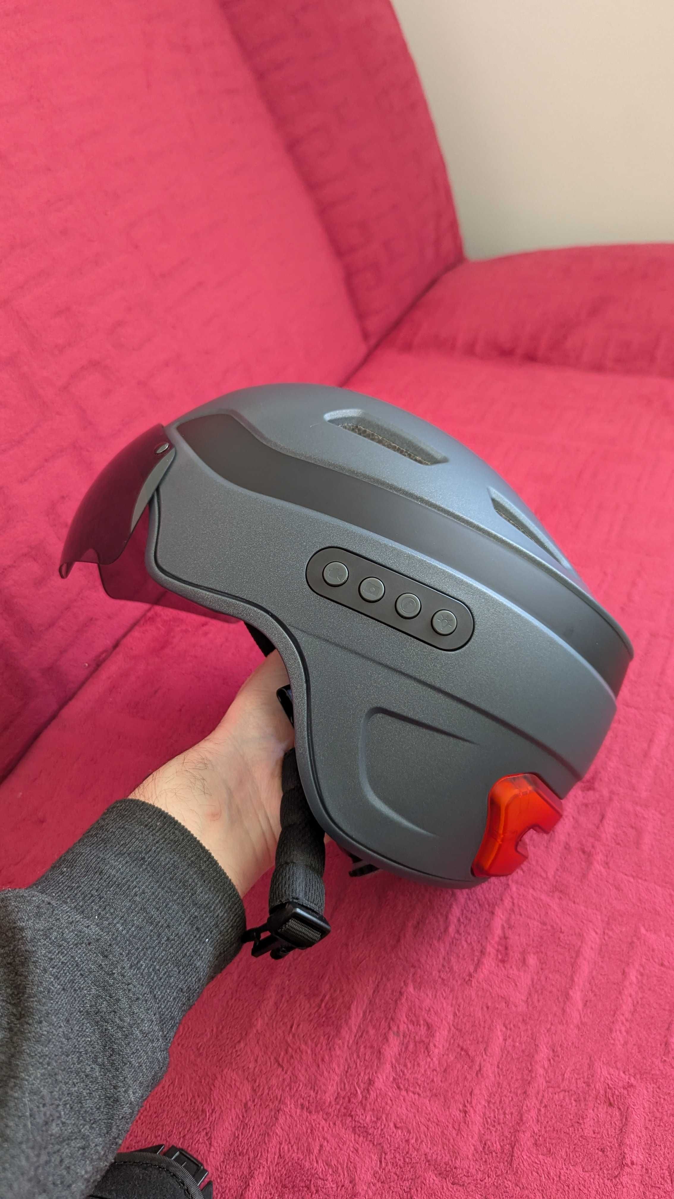 Inteligentny kask rowerowe 58-62cm z LED i Bluetooth