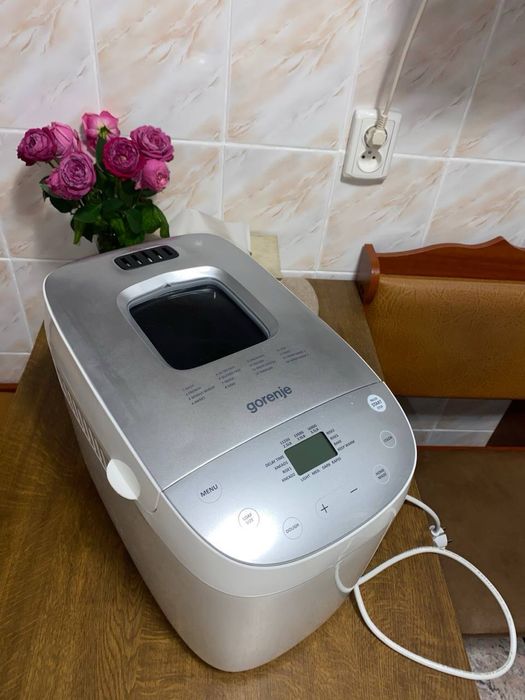Хлібопічка GORENJE BM1600WG