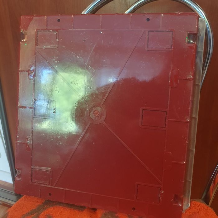 Rozdzielnica p/t 1x12 Nowa