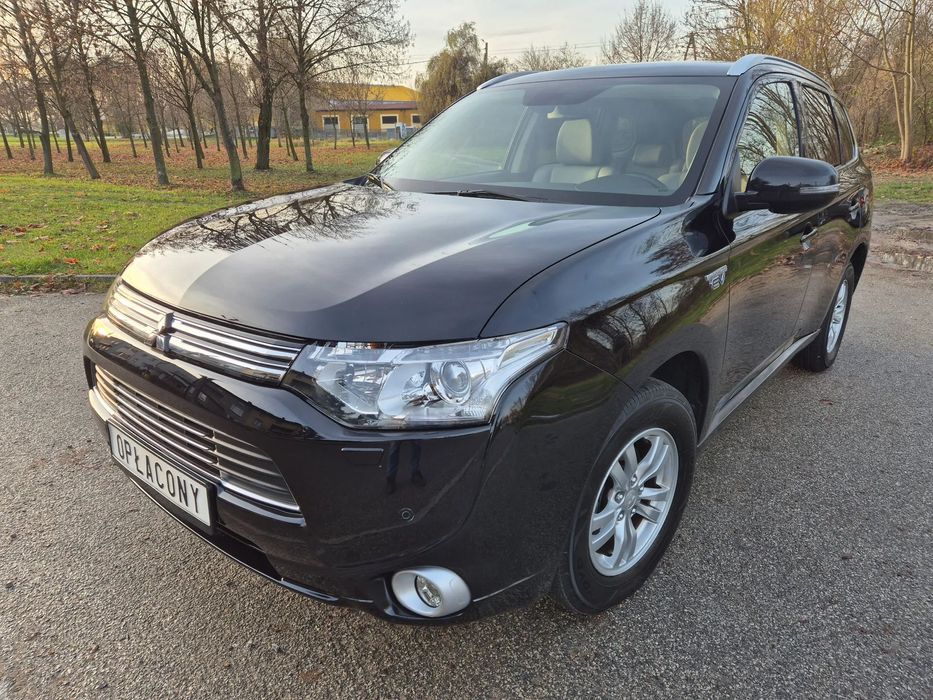 Mitsubishi Outlander 2.0#121km#4x4#PlugInHybrid#