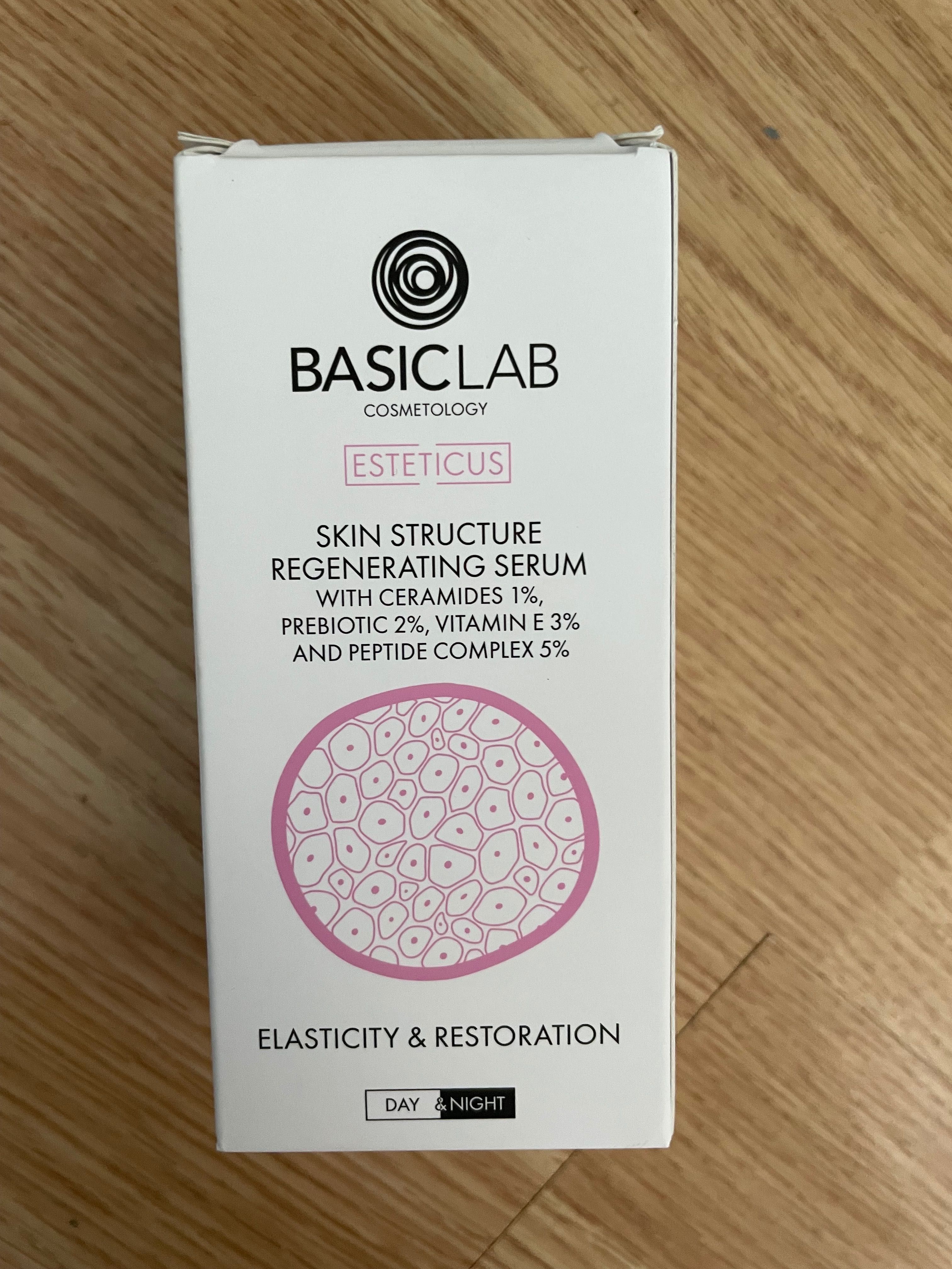 Serum regenerujące Basiclab z ceramidami  i kompleksem peptydów