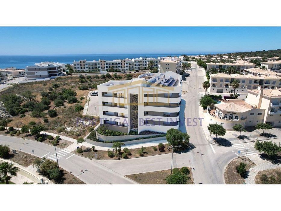 Apartamento T2 de luxo perto da praia de Porto de Mós, Lagos