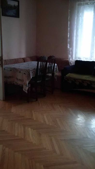 Оренда будинку 3 кімнатного будинку з подвір‘ям по вул Вакарова