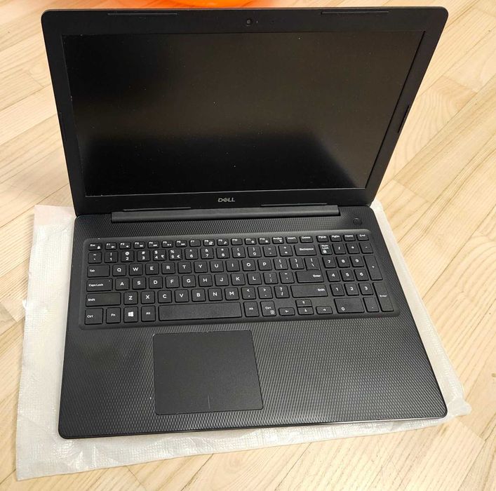 Dell Inspiron 3593 - i5-1035G1 - 8GB - SSD 512GB