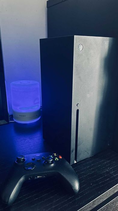 Xbox Series X + 2 Comandos