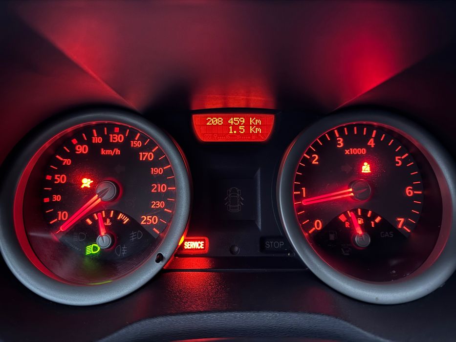 Renault Megane II 1.4 16V Benzyna + LPG, 2003 r. – Hatchback, 98 KM