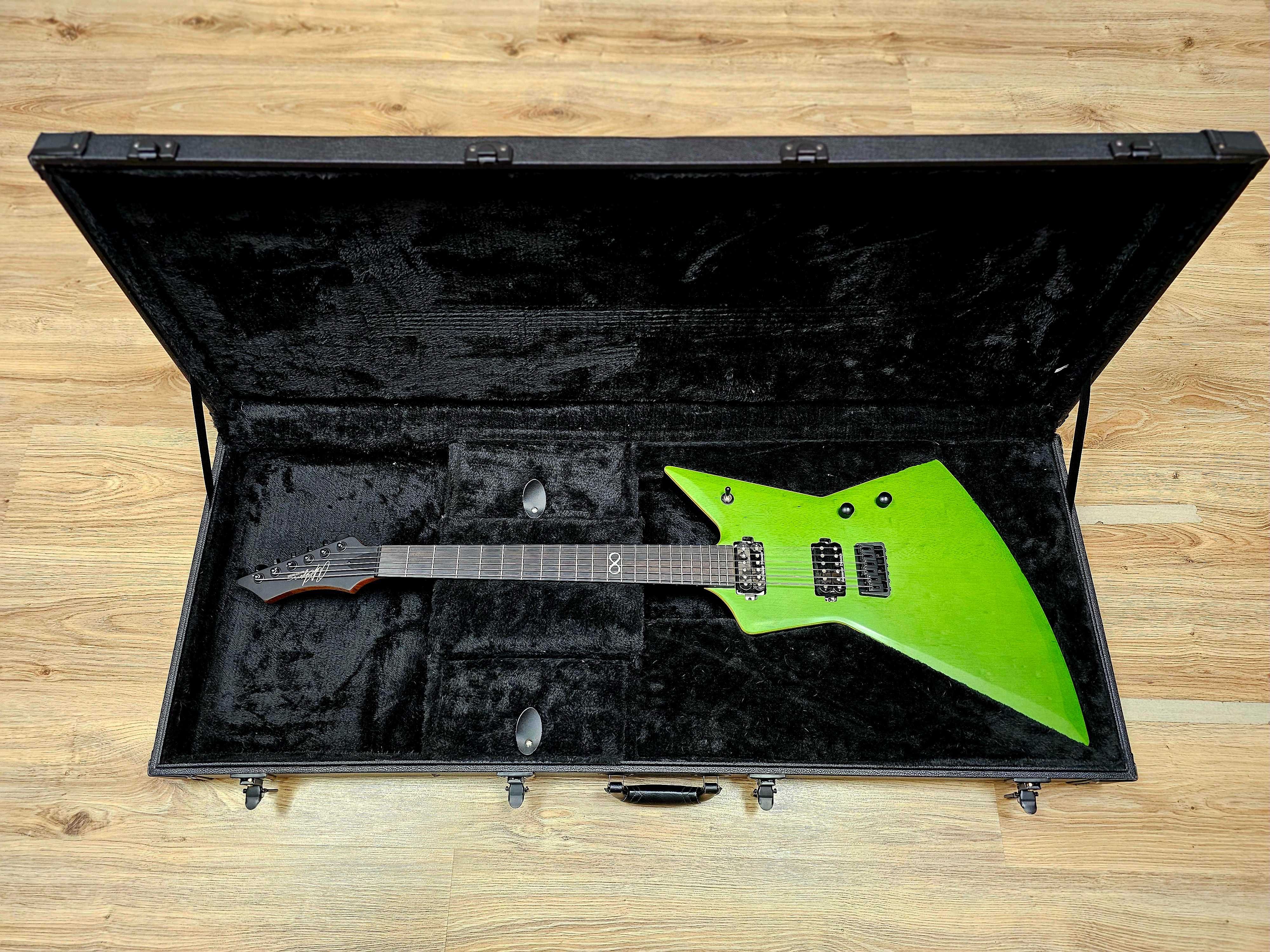 Gitara Chapman Ghost Fret Pro Goblin Blood Stain