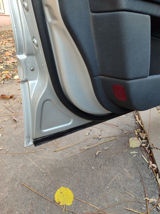 Продам Мерседес Бенц Е 211