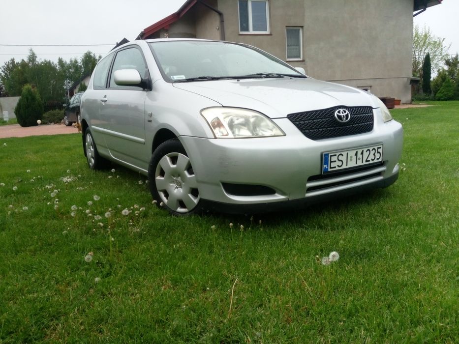 Toyota Corolla e12 klima mały przebieg.