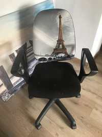 Krzesło biurkowe obrotowe