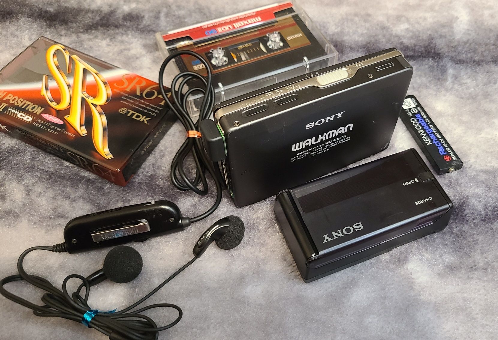 Кассетный Walkman SONY WM-EX555 Made in Japan (Звучание! комплект)