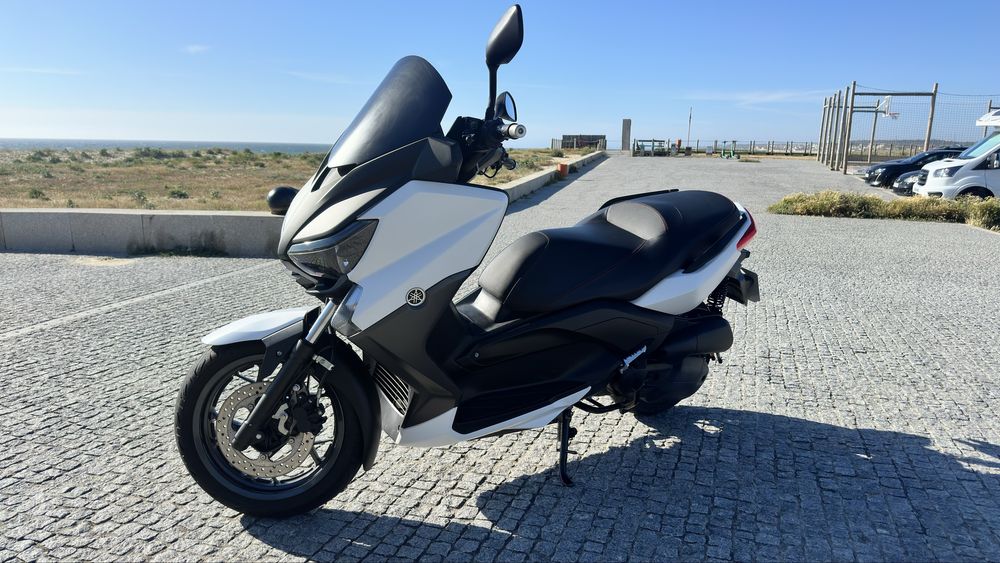 Yamaha XMax 125cc 2015 como nova