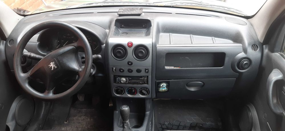 Продам Peugeot Partner 1 ,9 D