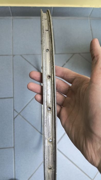 Obręcz 27x1 1/4 36h (630) kapslowana weinemann retro