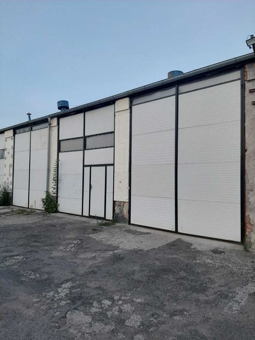 ZIMOWANIE PARKING Kamperów Łodzi Skuterów pojazdów zabytkowych, maszyn