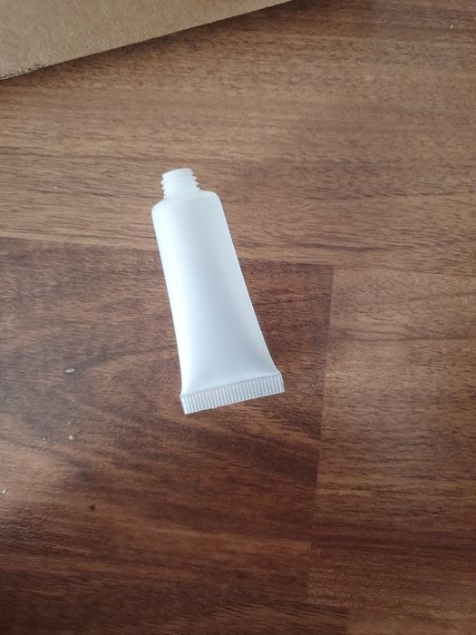 Pojemnik tuba kosmetyczna 20 ml