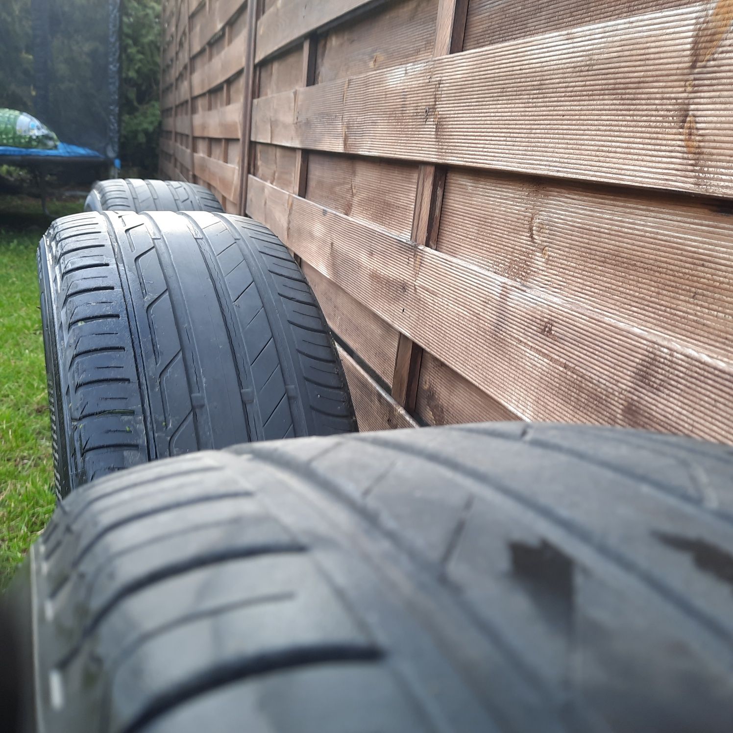 Bridgestone 215/50 R18