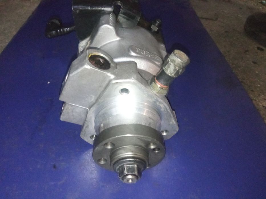 Тнвд Паливний насос R9044Z035A Ford Mondeo Transit Форд  2.0TDCI