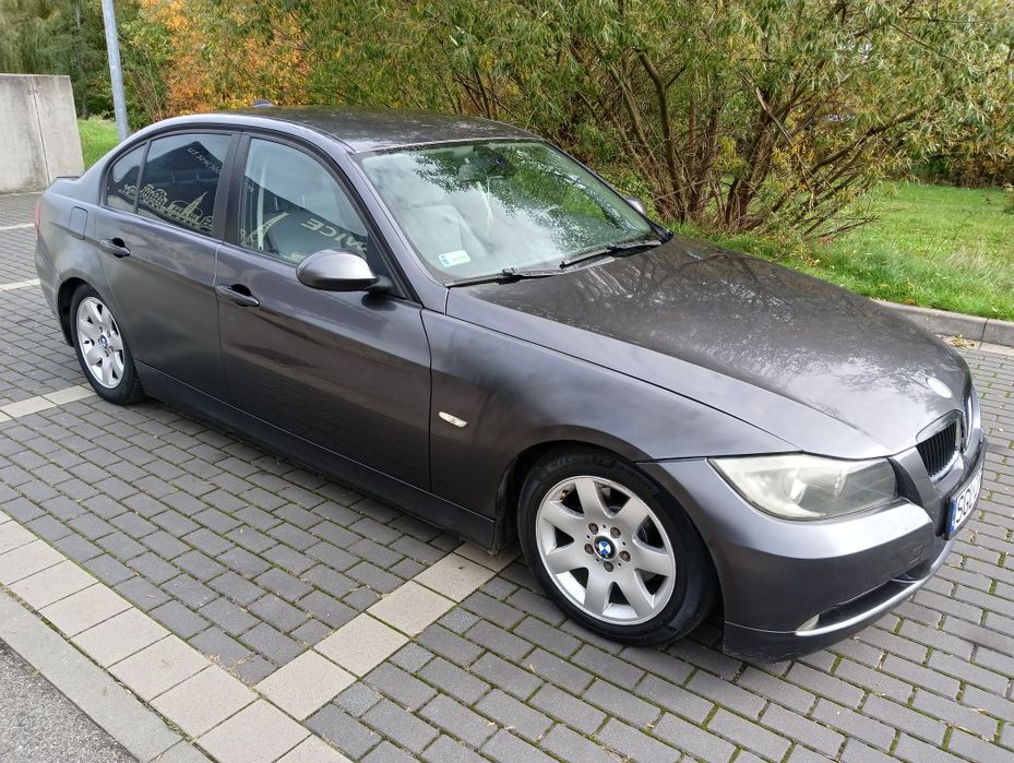 BMW E90 320i z Gazem 2005r! Klima alumki Półskory Aktualne Opłaty