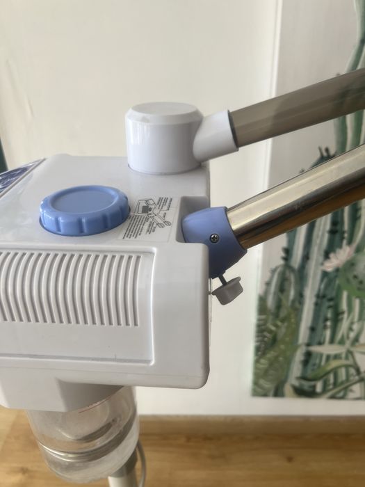 Aparelho de limpeza de pele a vapor