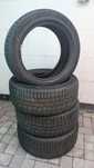 Зимова гума Continental R17 225/50